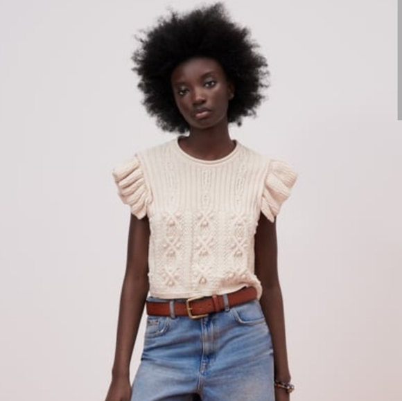 Zara Tops - Zara Knit crochet shirt